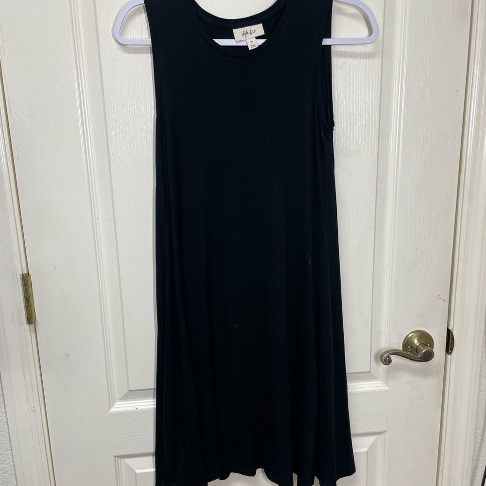 Black Sleeveless Dress